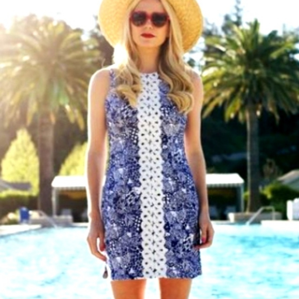 LILLY PULITZER FOR TARGET- SHIFT DRESS W LACE PANEL FRONT & PINEAPPLE CHARM ZIP
